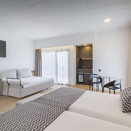 Occidental Puerto Banus Отель *