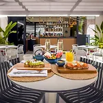 호텔 Occidental Puerto Banus 산페드로데알칸타라
