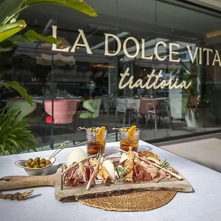 Occidental Puerto Banus سان بيذرو ذي ألكانتا