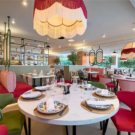호텔 Occidental Puerto Banus *